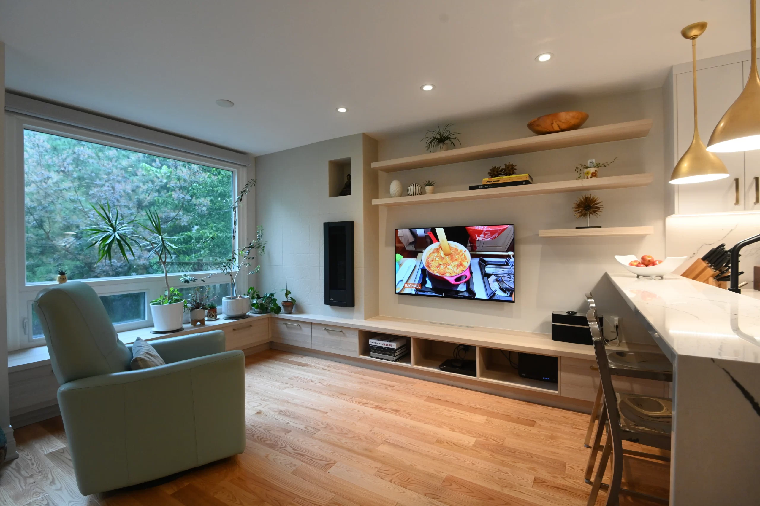 Cleveland — Doors & Built-In Unit