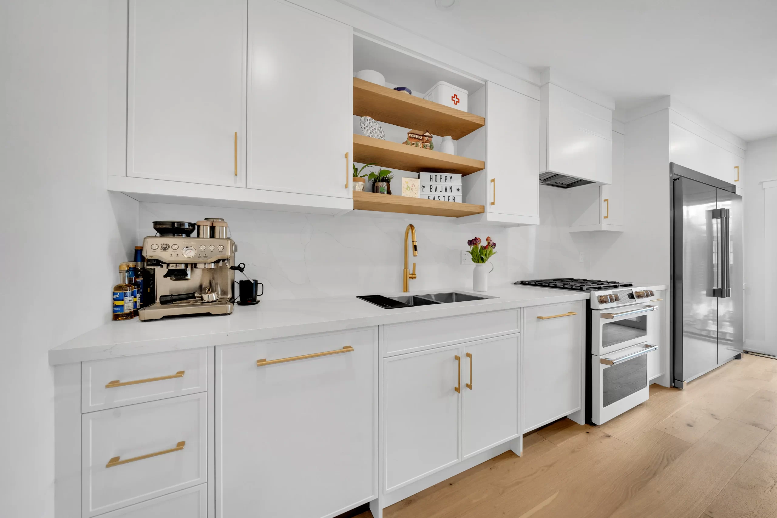 Crestland — White Shaker Gold Hardware